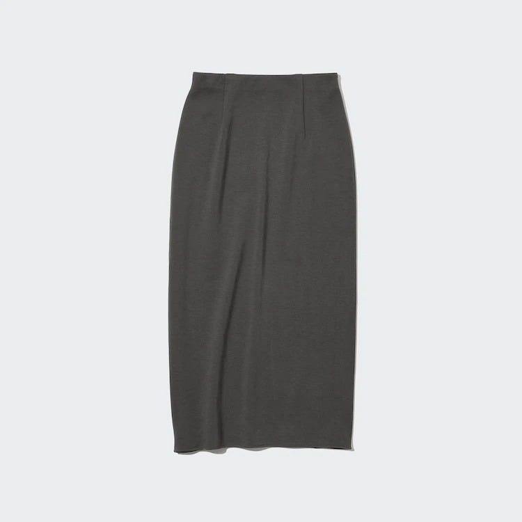 ユニクロ　uniqlo　レディース　アイテム　おすすめ　オススメ　トレンド　人気　コスパ　使える　おしゃれ　お洒落　オシャレ　2022　秋　きれいめアイテム　きれいめ　オフィスカジュアル　ストレッチダブルフェイスナロースカート　ナロースカート　ラク　楽　ダブルフェイス　タイトスカート