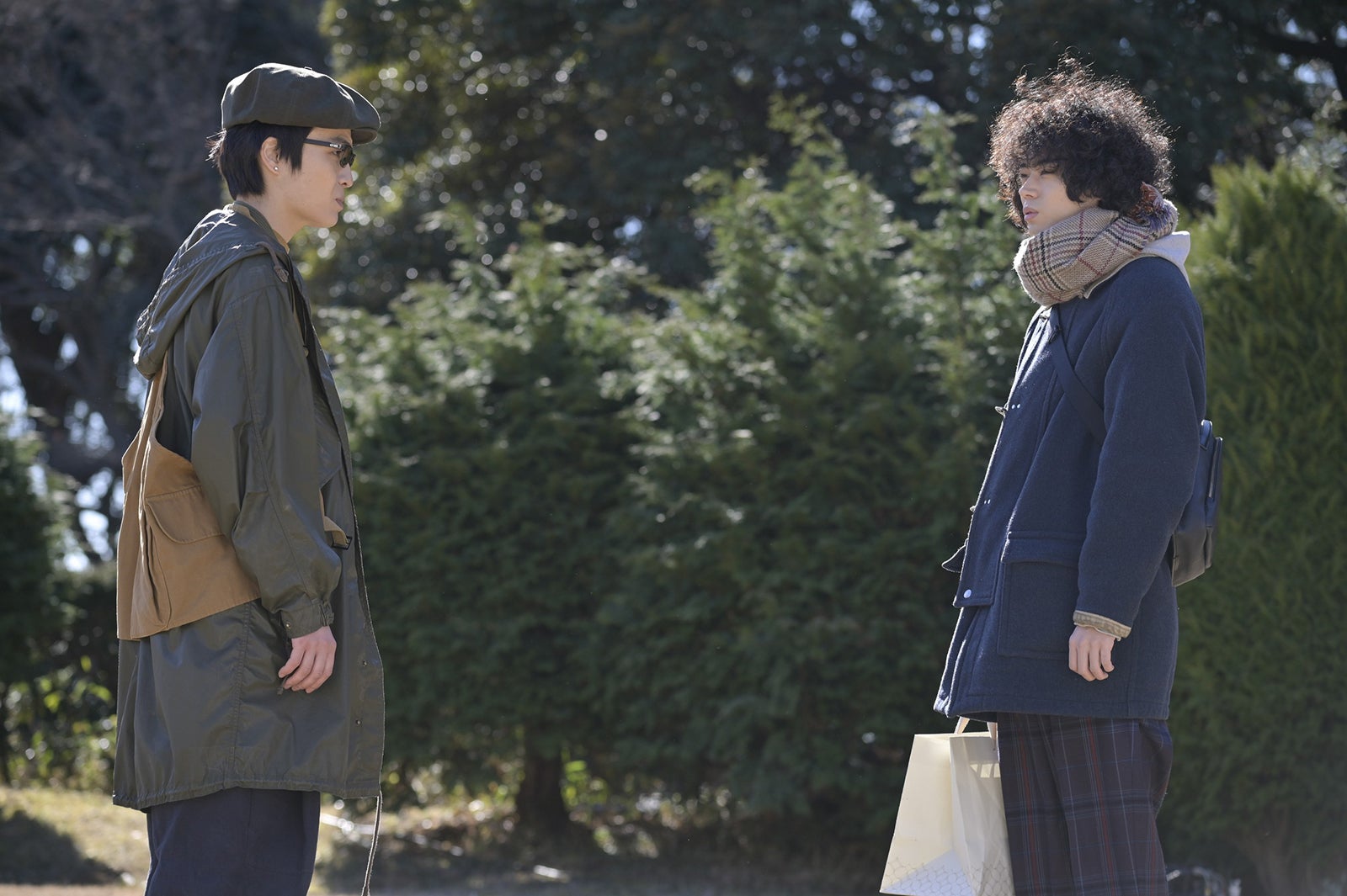 岡山天音、菅田将暉／「ミステリと言う勿れ」第6話より（C）田村由美／小学館 （C）フジテレビジョン