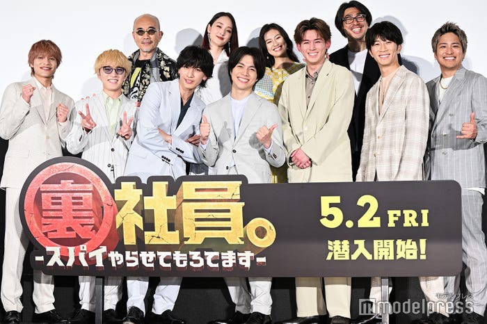 デビュー11周年を迎えたWEST./竹中直人、剛力彩芽、恒松祐里、瑠東東一郎監督(C)モデルプレス