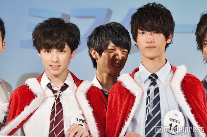 日本一のイケメン高校生を決めるミスターコン<中部地方予選/グランプリ本田響矢くん(左)&準グランプリ高橋璃央くん(右)>(C)モデルプレス