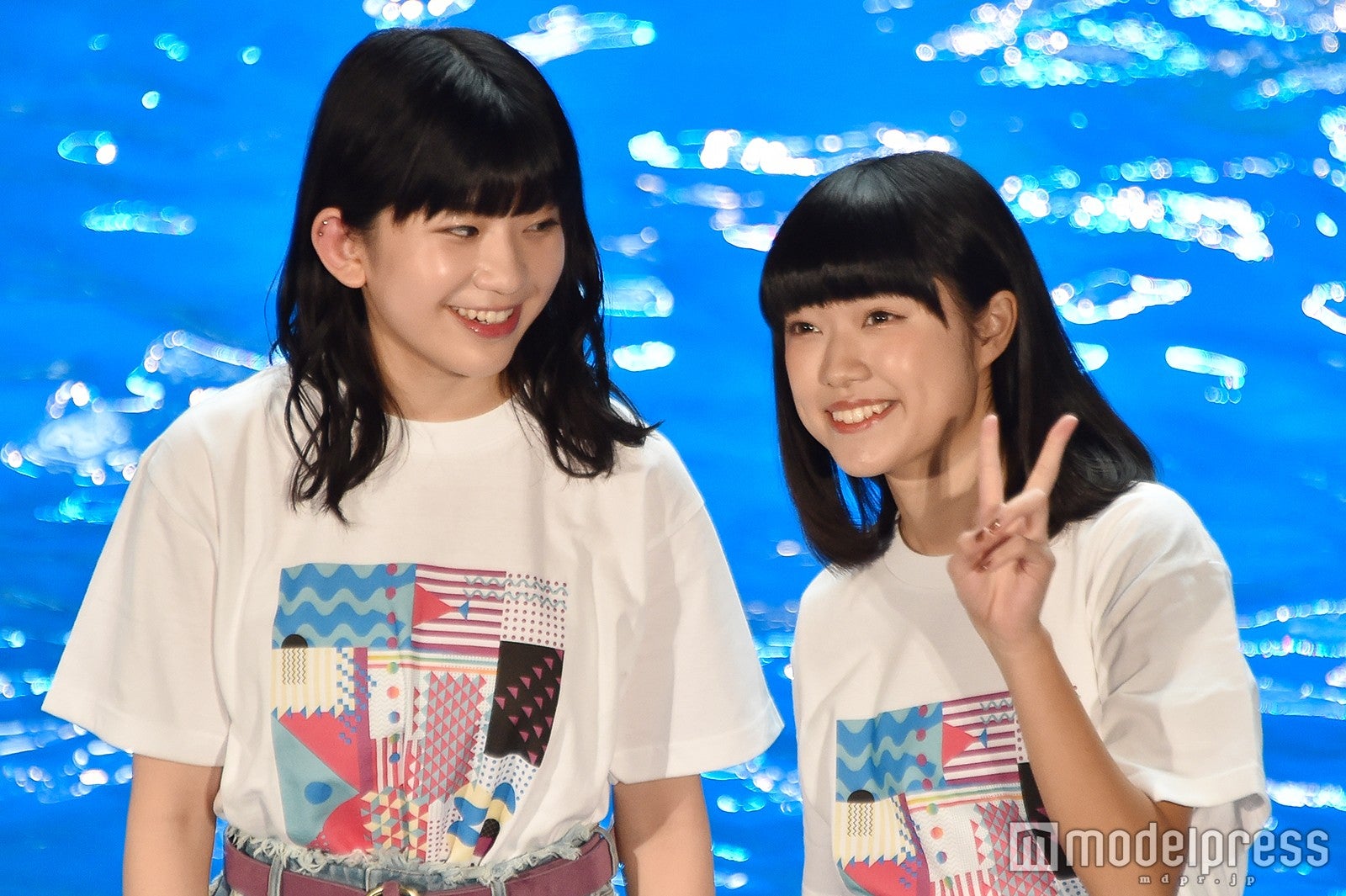 ピースするアサヒを見て…