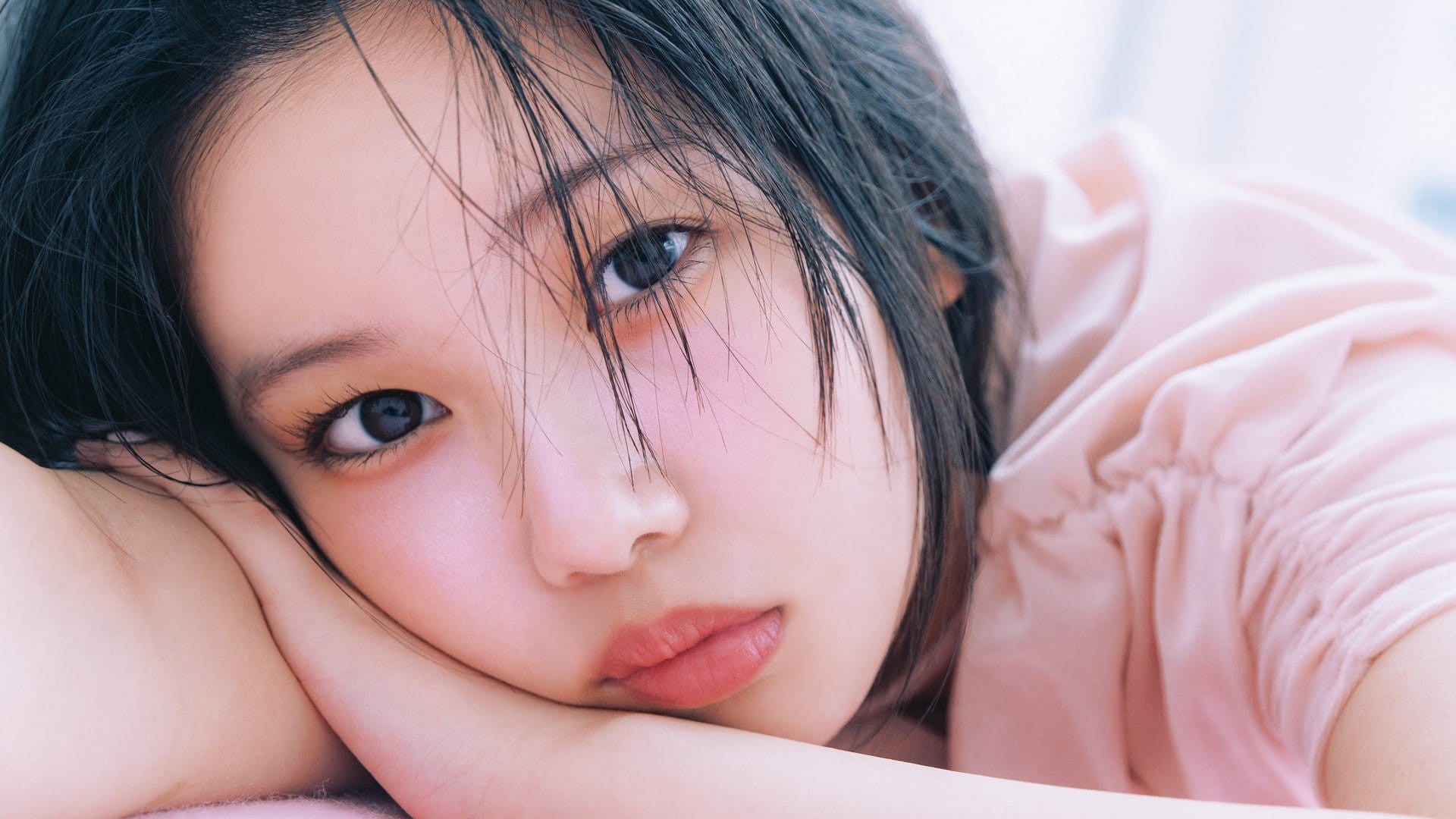 はじめましての人がいる場面でも安心♡ 多幸感満ち満ちな【愛されメロface】のHOW TO