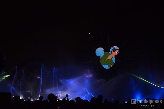 新エンターテイメント「ワールド・オブ・カラー:セレブレイト!ワンダフル・ワールド・オブ・ウォルト・ディズニー」