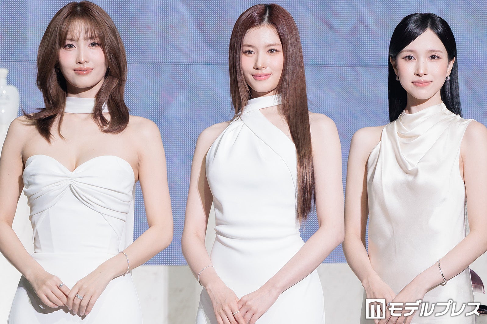 MISAMO、フォトセッションで赤面のハプニング 森香澄がフォロー「笑っている顔も素敵です」