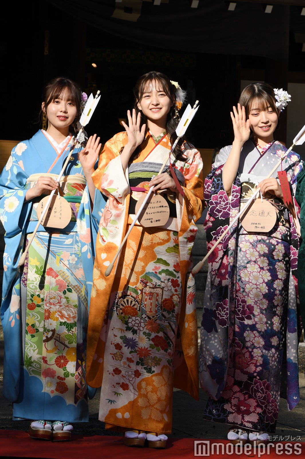 佐藤璃果、金川紗耶、阪口珠美 （C）モデルプレス