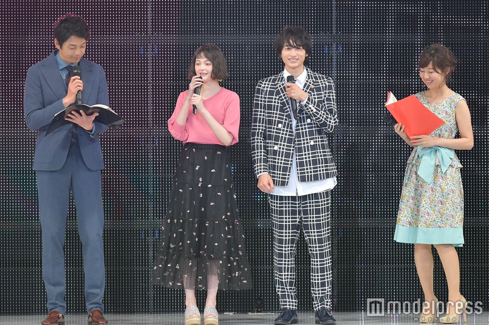 （C）モデルプレス