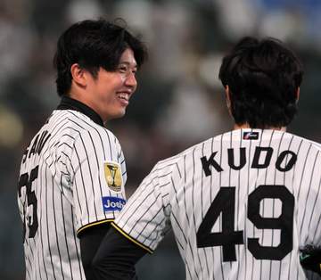 「こうなる心情も分かる」「表情よw」阪神・才木 勝利目前のノースイング判定に特大リアクション 伏見とまさかのシンクロ「兄弟かよw可愛いな」