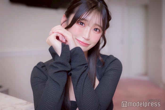 なお「NILS」(C)モデルプレス