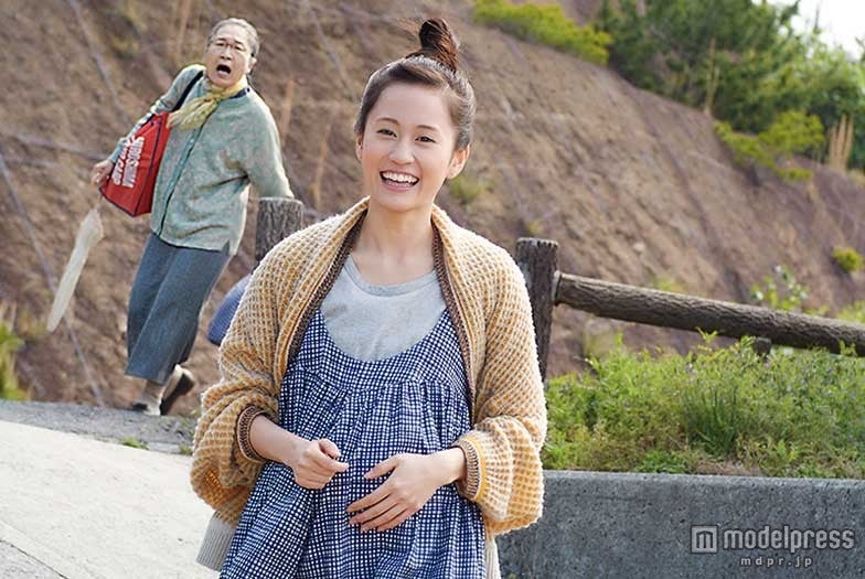 前田敦子、ふっくらお腹の妊婦姿を披露　松田龍平の恋人役に