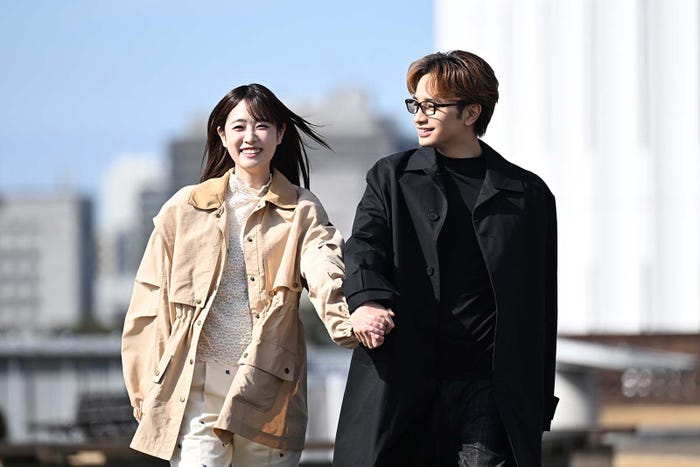 高橋ひかる、中島健人「リビングの松永さん」最終話より(C)カンテレ