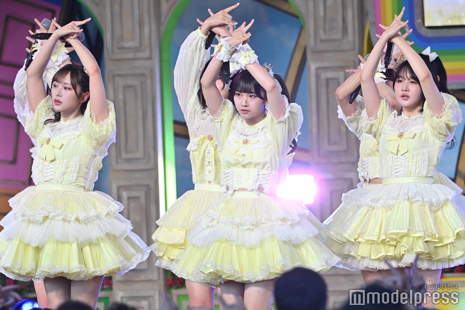 ≒JOY（C）モデルプレス