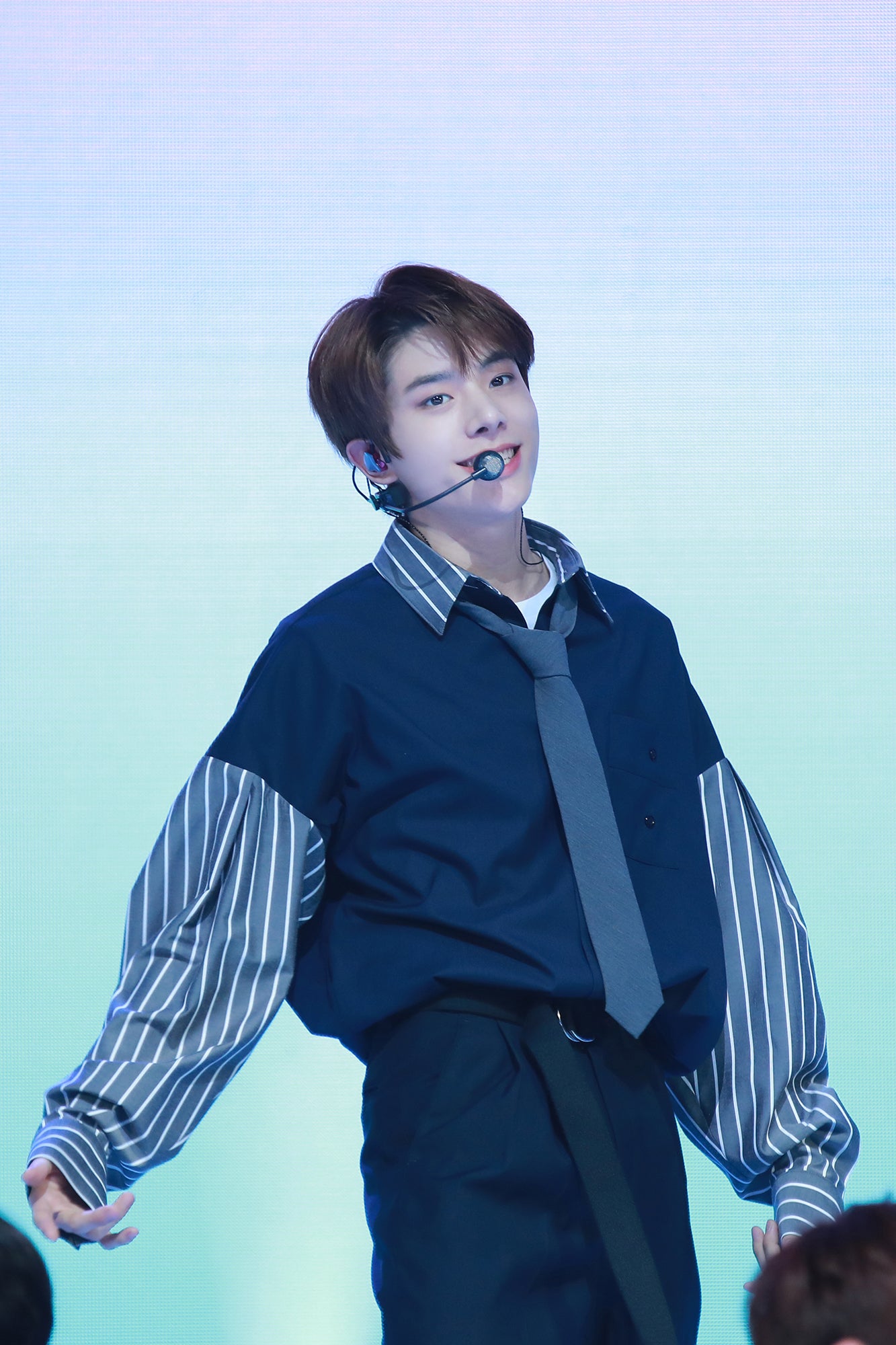 JAKE（C）BELIFT LAB