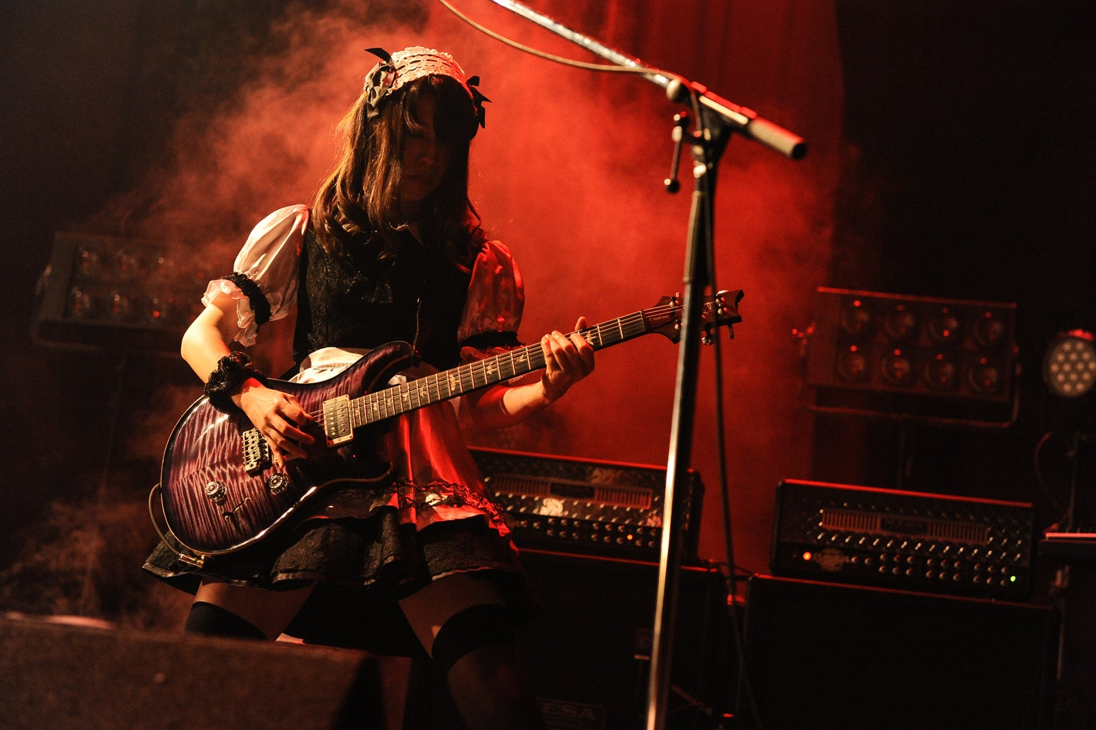 KANAMI（BAND-MAID）／写真：MASANORI FUJIKAWA