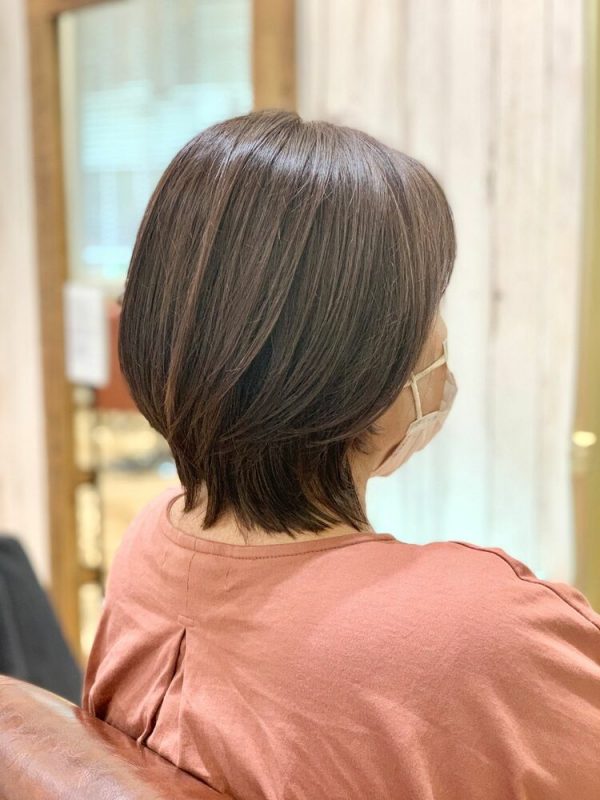 段で作る人気のレイヤーショートボブ集 小顔を叶える魅力的なおしゃれヘアって モデルプレス 段で作る人気のレイヤーショートボブ集 小顔を叶える魅力的なおしゃれヘアって モデルプレス