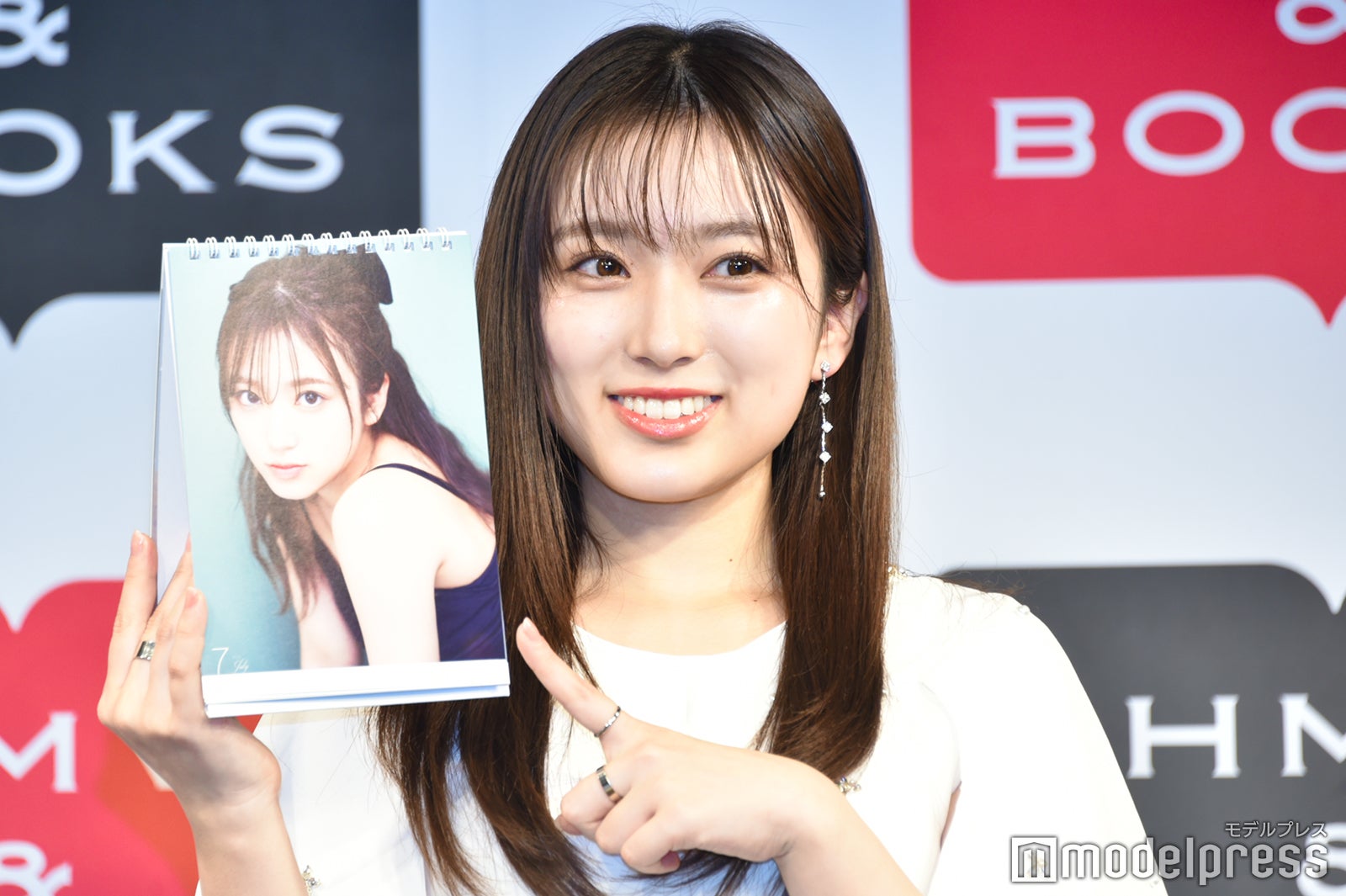 矢吹奈子（C）モデルプレス