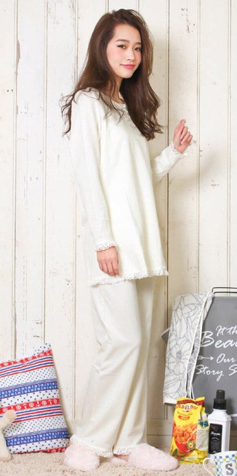 ロリアンミルリボンチュニック&パンツセット「salus」3,780円（税込）／画像提供：salus