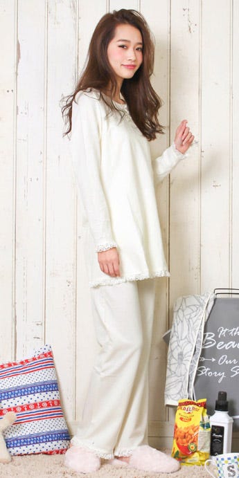 ロリアンミルリボンチュニック&パンツセット「salus」3,780円(税込)/画像提供:salus