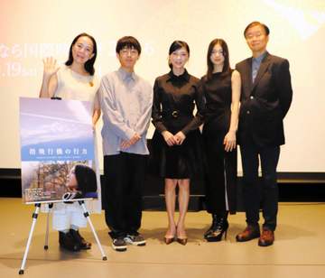 黒木瞳 日航機墜落事故で死去した宝塚同期・北原遥子さんしのぶ監督作品初上映 「認めたくないっていう自分がいた」思い語る