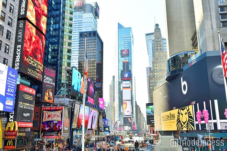 タイムズスクエア（C）モデルプレス