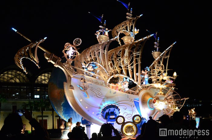 ウィング・オブ・ウィッシュ号/「東京ディズニーシー15周年“ザ・イヤー・オブ・ウィッシュ”」(C)モデルプレス