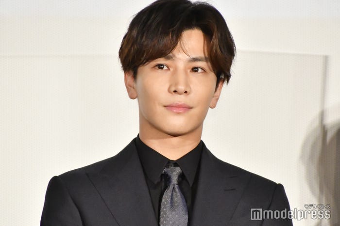 岩田剛典(C)モデルプレス
