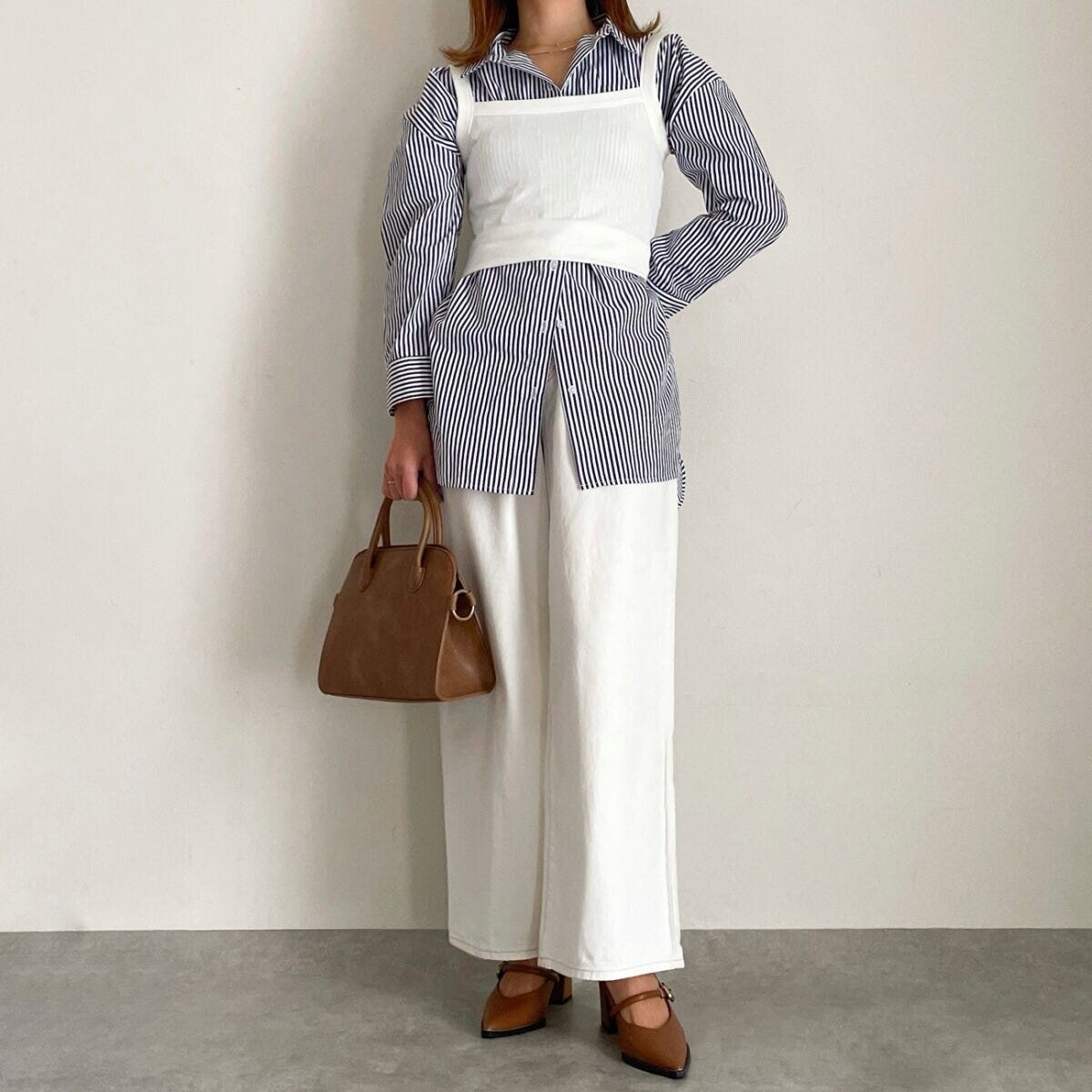 GUコットンブレンドスクエアネックキャミソール GUコットンブレンドスクエアネックキャミソール ビスチェ風コーデ