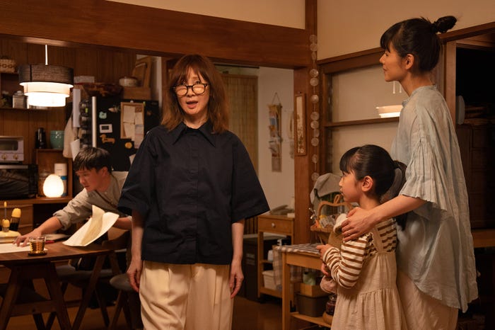 濱田岳、YOU、宝辺花帆美(C)「じゃない方の彼女」製作委員会