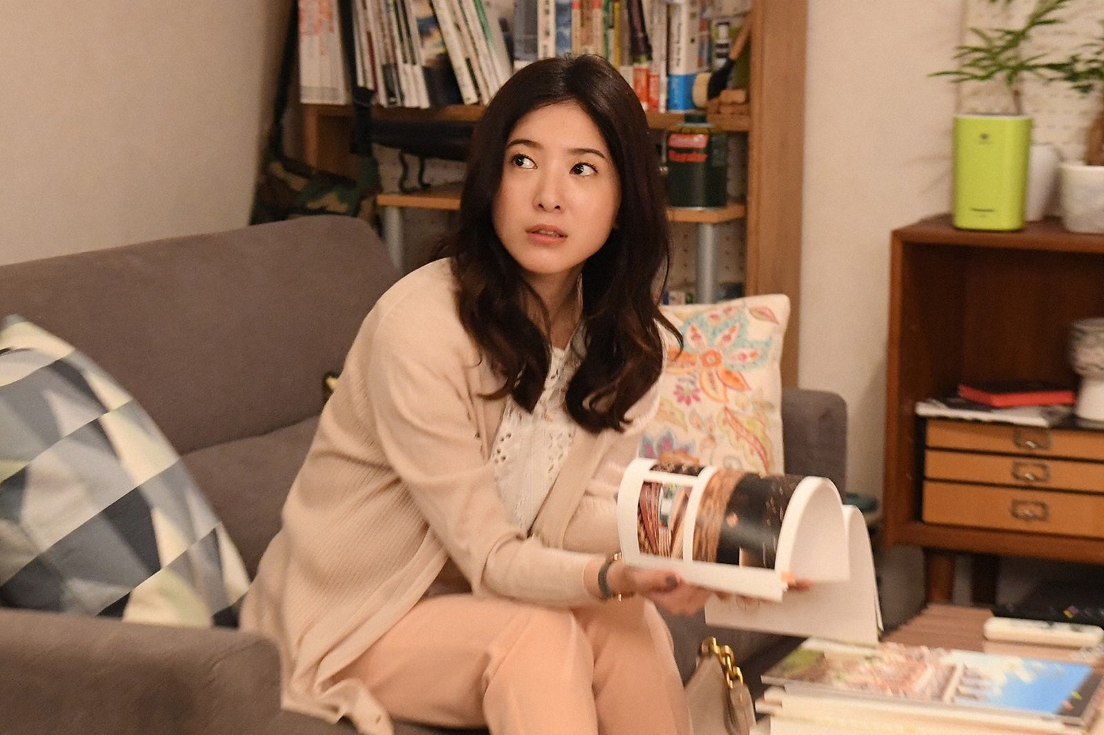 吉高由里子／「わたし、定時で帰ります。」第8話より（C）TBS