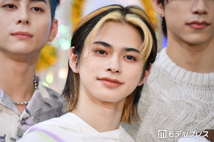 Ini松田迅 Newjeans Hype Boy カバーダンス公開 映り込み も話題に 需要ありまくり もっと見たい モデルプレス Ini松田迅 Newjeans Hype Boy カバーダンス公開 映り込み も話題に 需要ありまくり もっと見たい モデルプレス