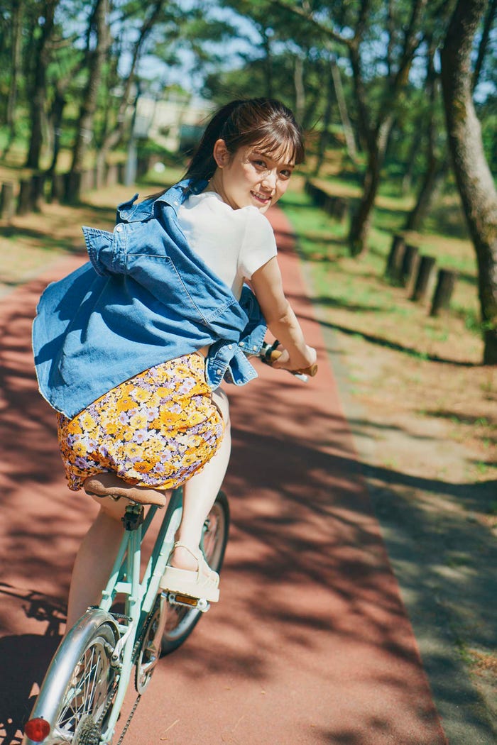 松村沙友理写真集『次、いつ会える?』(C)マガジンハウス(撮影・三瓶康友)