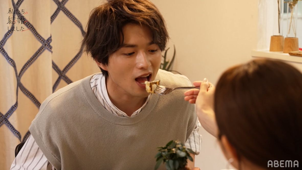 白洲迅 妻 堀田茜からパンケーキを あーん 照れる様子に 赤くならないで 私たち結婚しました 第3話 モデルプレス 白洲迅 妻 堀田茜からパンケーキを あーん 照れる様子に 赤くならないで 私たち結婚しました 第3話 モデルプレス