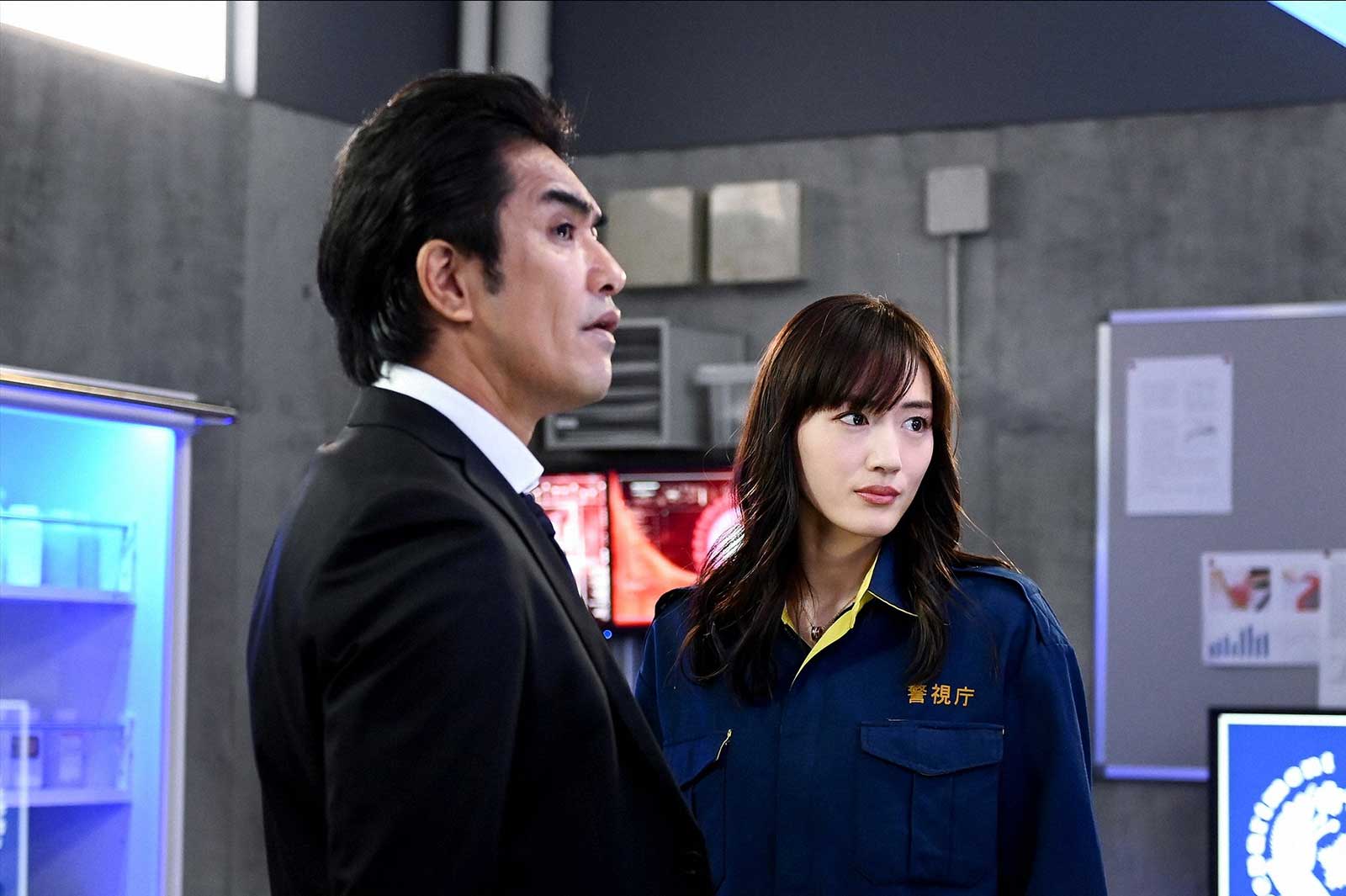 北村一輝、綾瀬はるか「天国と地獄 ～サイコな2人～」第3話より（C）TBS