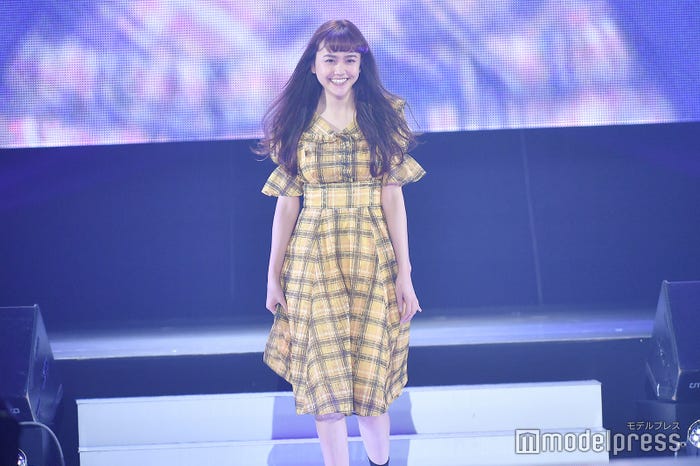 松井愛莉(C)モデルプレス