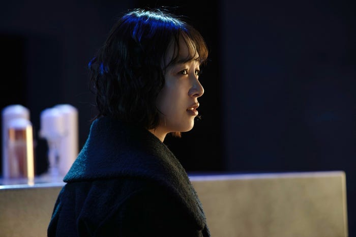 さかたりさ「顔のない患者-救うか、裁くか-」(C)カンテレ