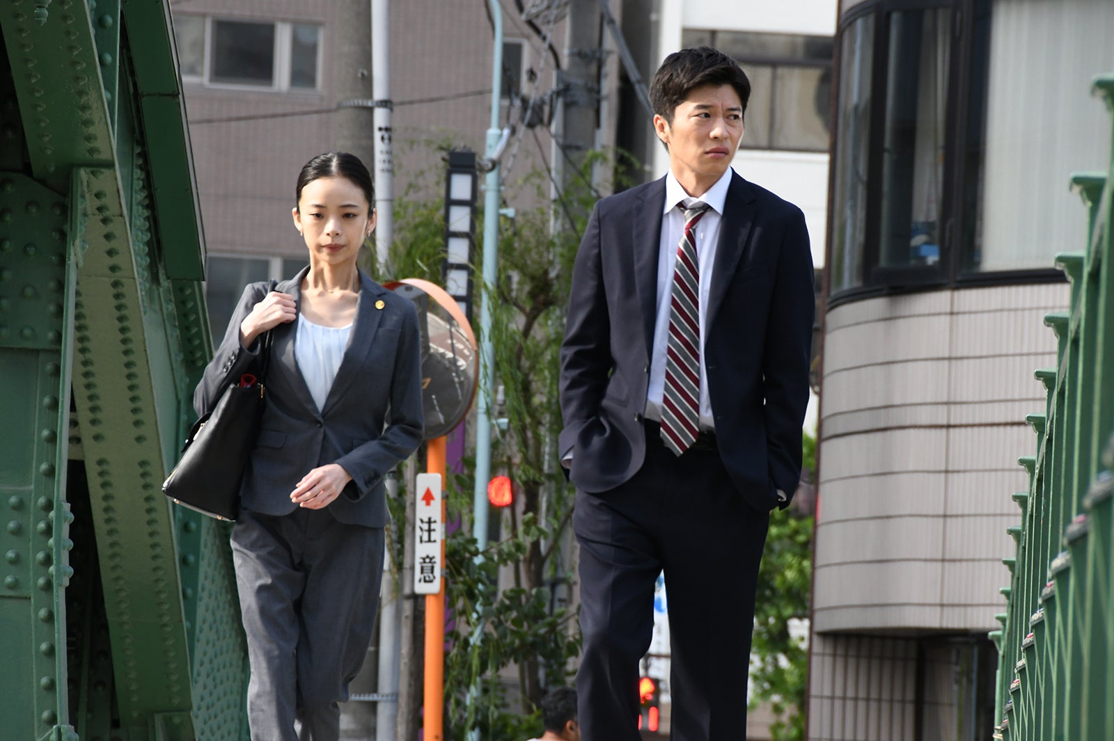 趣里、田中圭（C）テレビ朝日