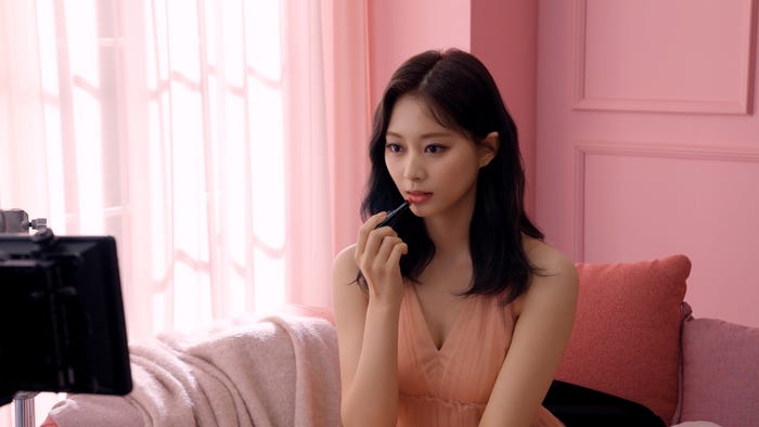 ツウィ/「メイキング」より(提供写真)