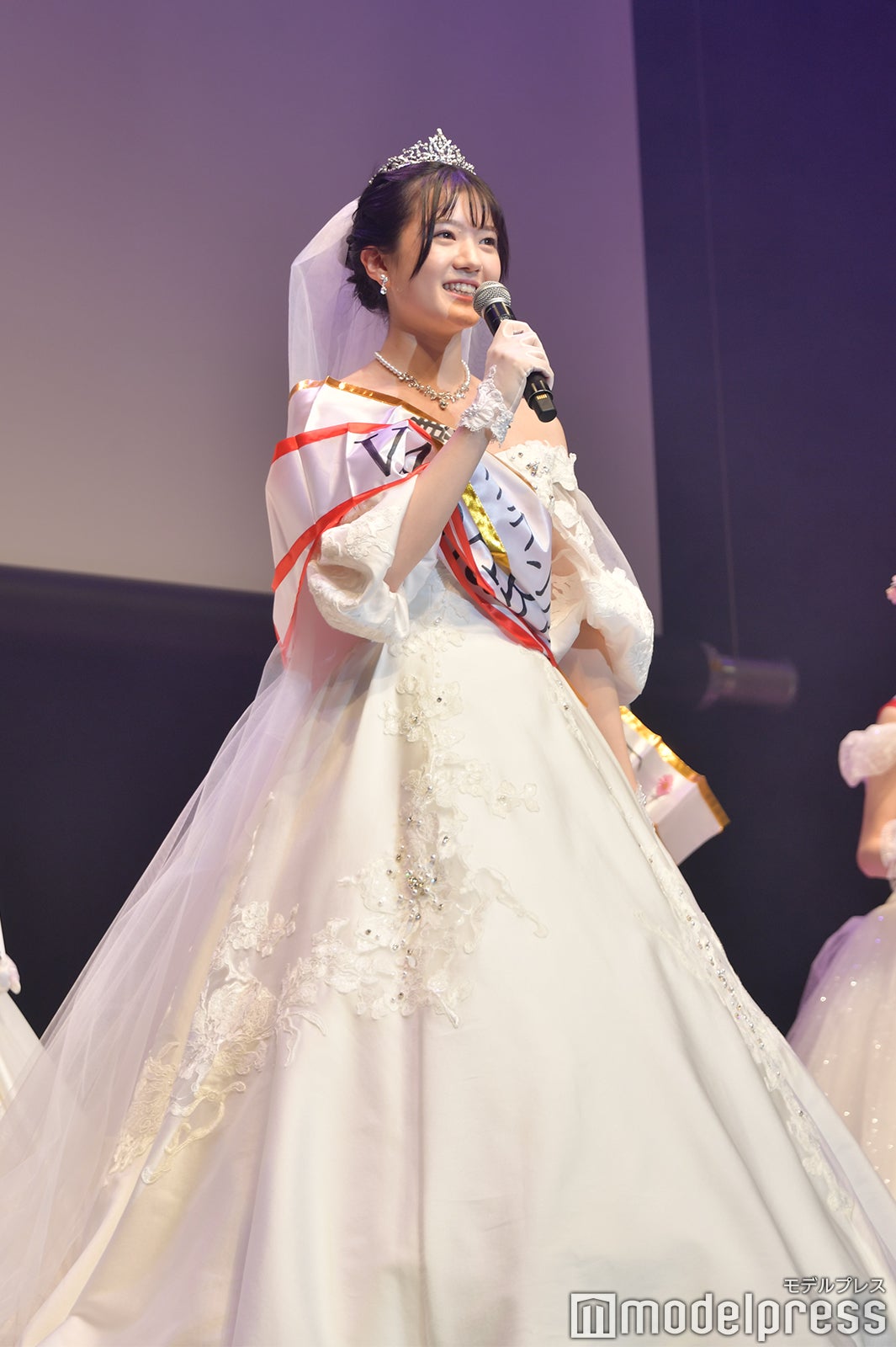 鹿毛茉弥さん（C）モデルプレス