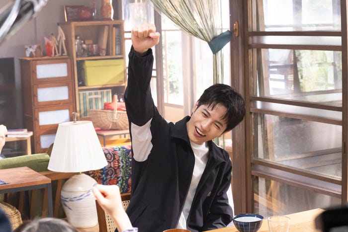 志尊淳「日本一の最低男 ※私の家族はニセモノだった」第1話(C)フジテレビ