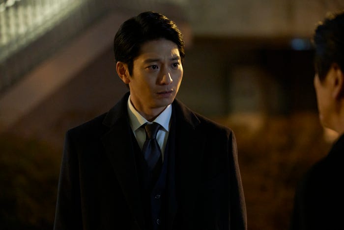 向井理「警部補ダイマジン」第4話より(C)テレビ朝日