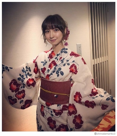 篠田麻里子、浴衣ショットに反響「可愛すぎる」「こんな彼女ほしい」ニューヘアも披露
