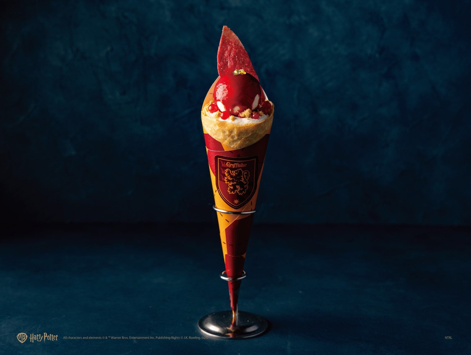 グリフィンドール クレープ／All characters and elements （C） TM Warner Bros. Entertainment Inc. Publishing Rights （C） J.K. Rowling. (s25)　NTRL
