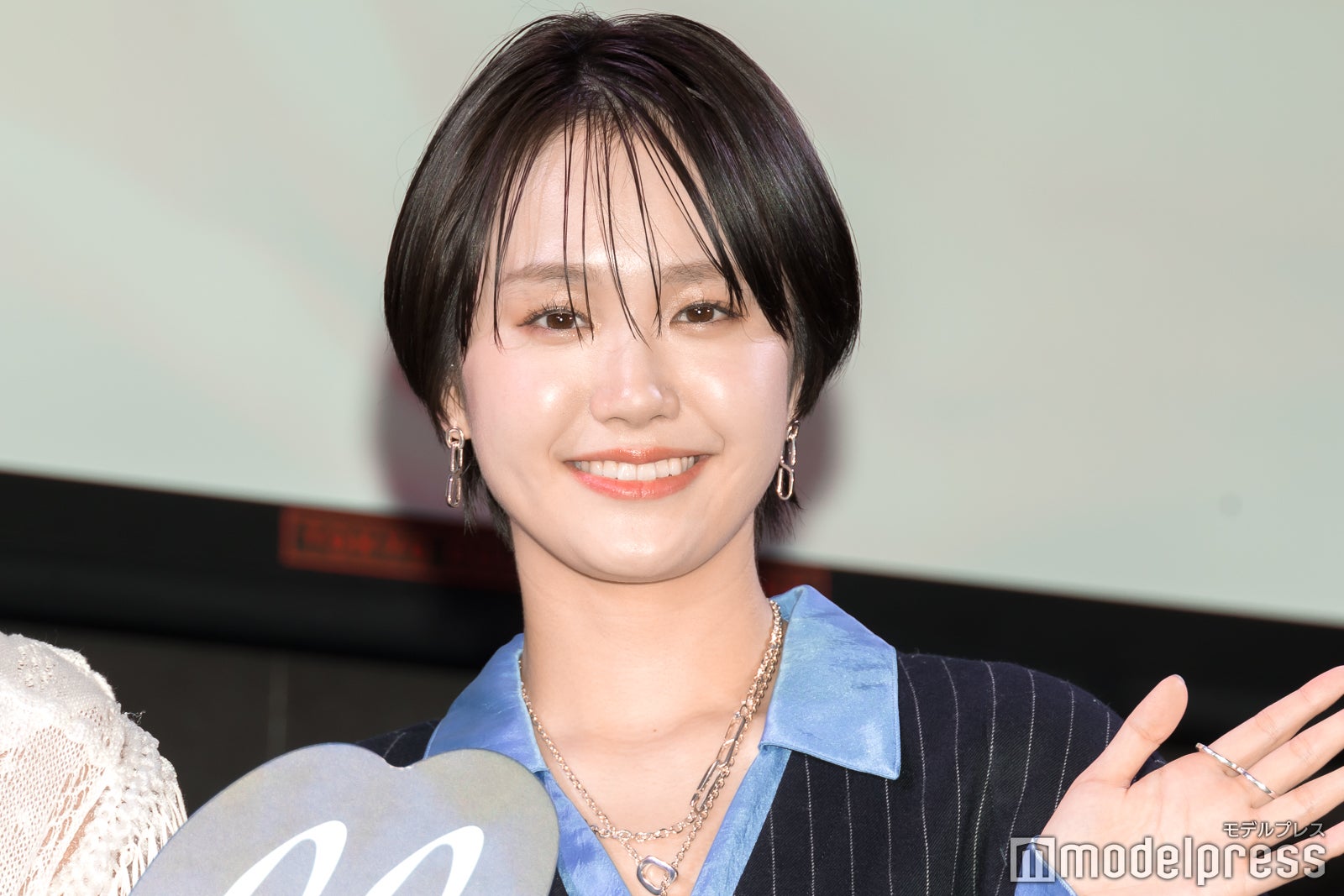 尾碕真花（C）モデルプレス