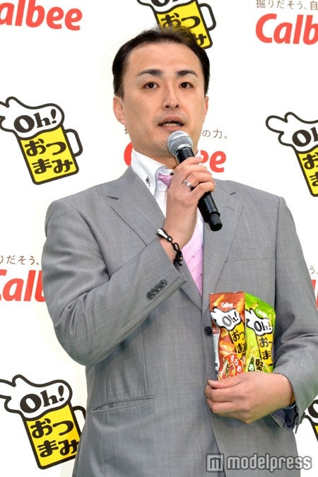 カルビー株式会社マーケティング本部スナック事業部野菜スナックチームブランドマネージャーの野堀和哉氏による商品説明も行われた。