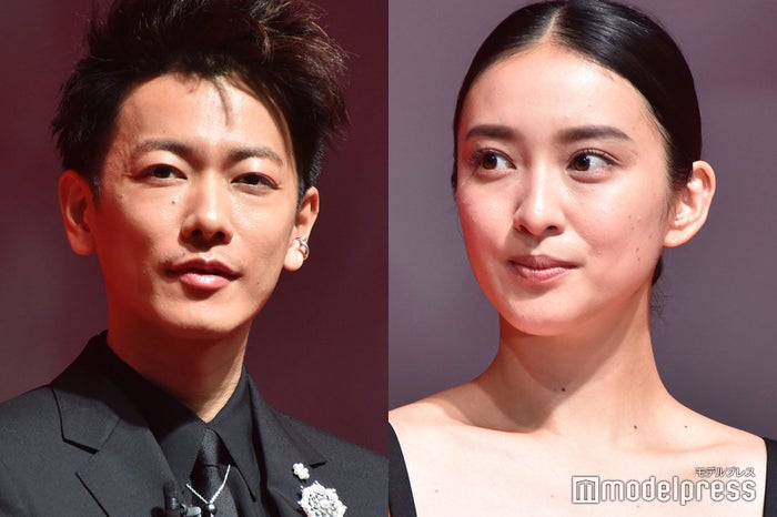 佐藤健、武井咲 （C）モデルプレス