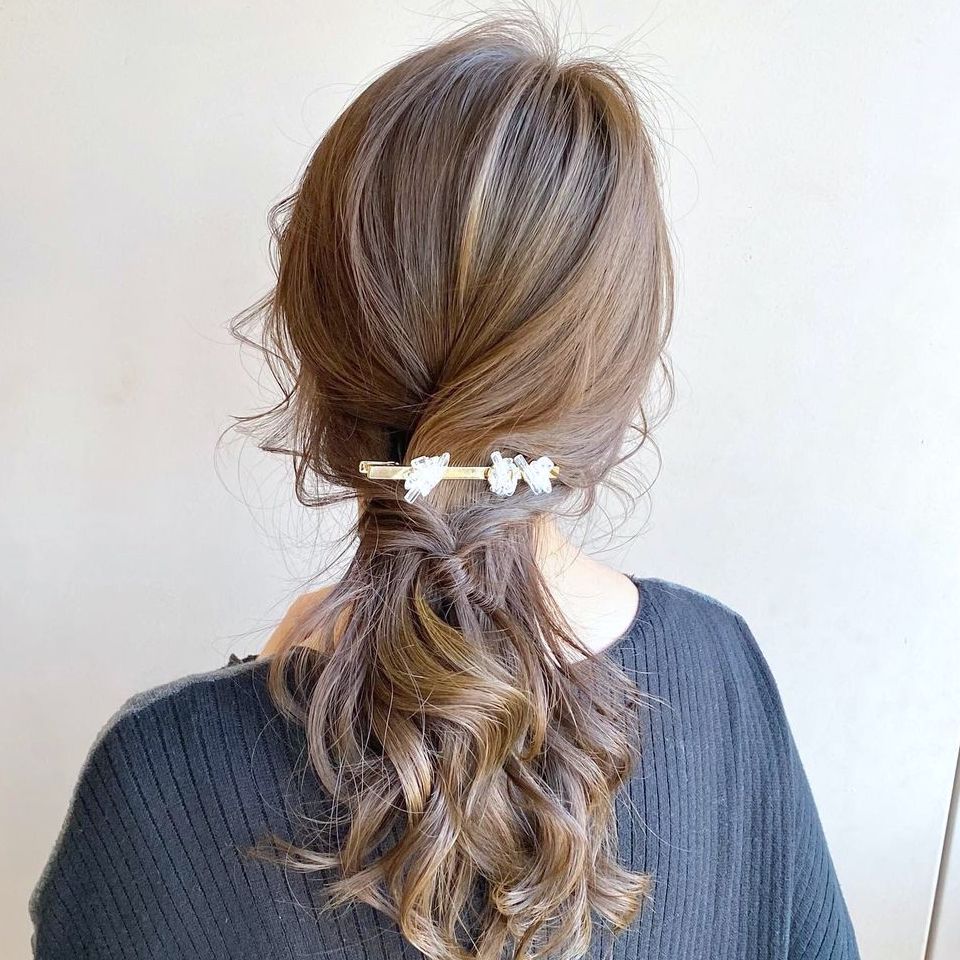 ハーフアップ ミディアム 特集 大人のこなれ感を出す簡単セルフヘアのコツ モデルプレス