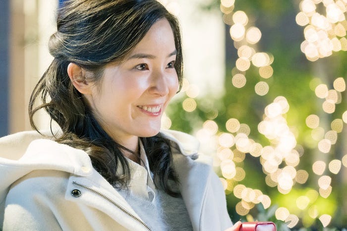 蓮佛美沙子(C)2020「記憶屋」製作委員会