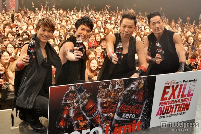 【左から】EXILEのNAOTO、TETSUYA、USA、NAOKI