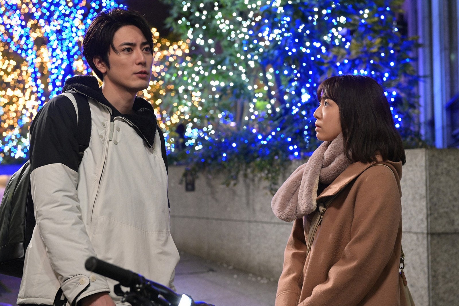 間宮祥太朗、上白石萌音「オー！マイ・ボス！恋は別冊で」第2話より（C）TBS