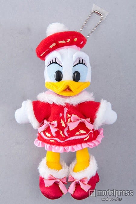 TDL:ぬいぐるみバッジ(¥1600)/デイジー(C)Disney