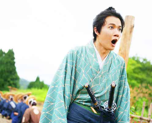 神木隆之介、“困り顔”連発で愛おしさ炸裂「大名倒産」特別動画公開